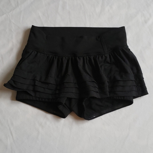 Lululemon breath of fire skirt black 4 luxtreme